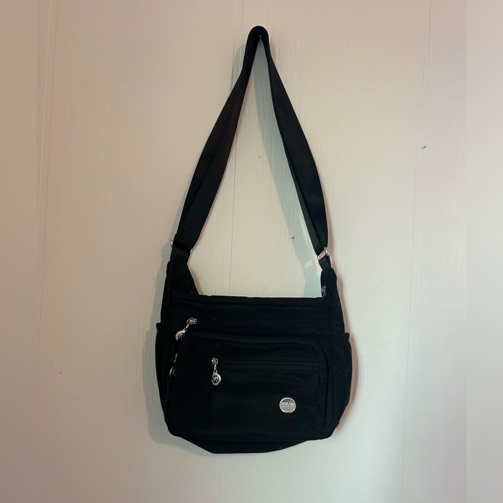 Cute JieOlShi Bag with Lots of Pockets